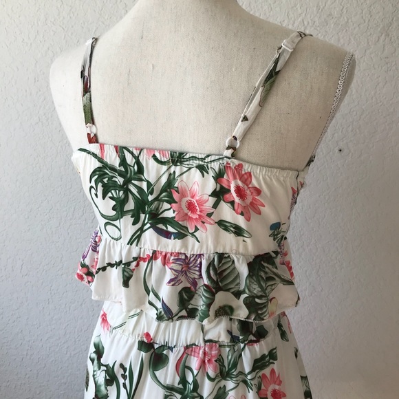 WHITE FLORAL CROPPED BUSTIER TOP SHORTS CO ORD SET - Picture 10 of 15